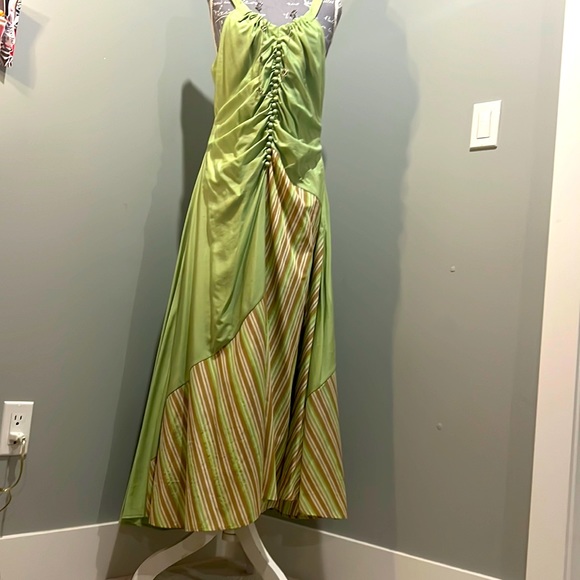 New - Picture 2 of 6